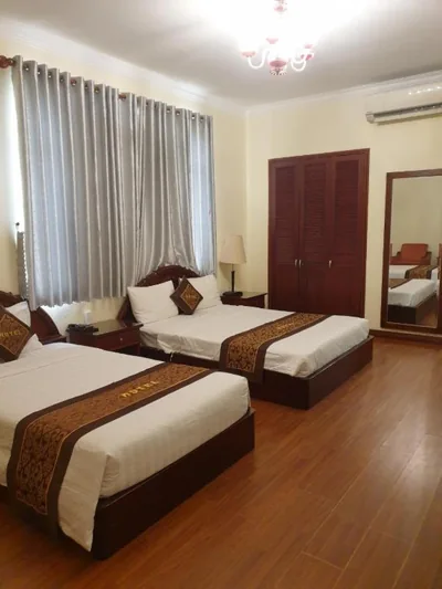 豪华三人房 — Ngọc Lan Hotel