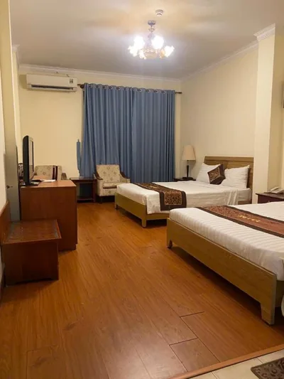 带阳台家庭房 — Ngọc Lan Hotel